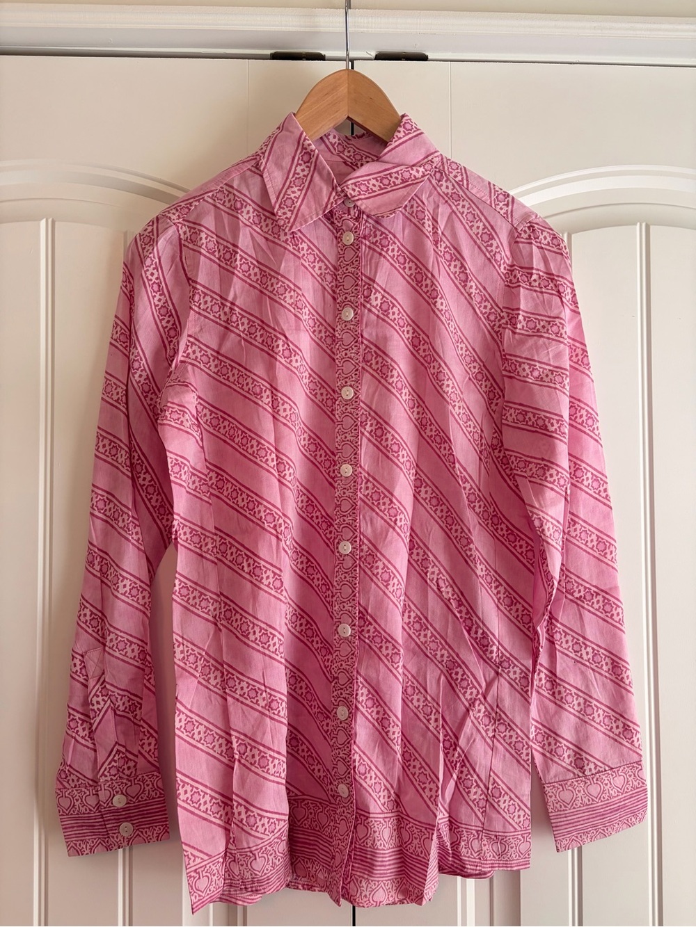 Bell by Alicia Bell NWT Silk Blend Button Up Shirt Womens Sz 4 Pink Long Sleeve